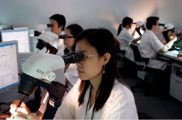 重磅消息！GIA将提供培育钻石颜色和净度的具体分级